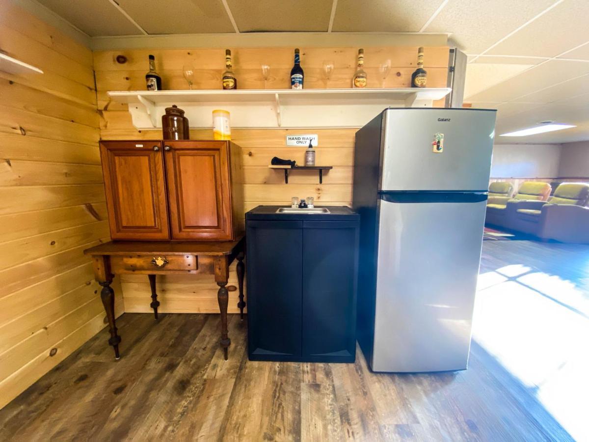 Modern Rustic Countryside Downstairs Guesthouse Sevierville Eksteriør billede